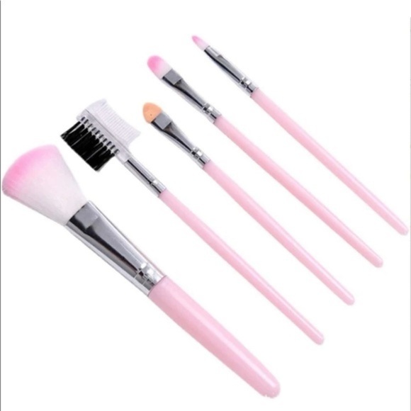 Five Piece Makeup Brush - NWT - Picture 3 of 7